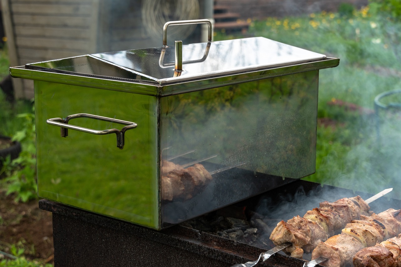 smokehouse, fish smoking, fish